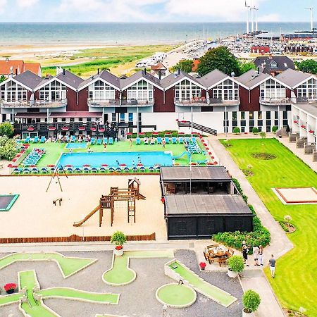 5 Person Holiday Home On A Holiday Park In Glesborg エクステリア 写真
