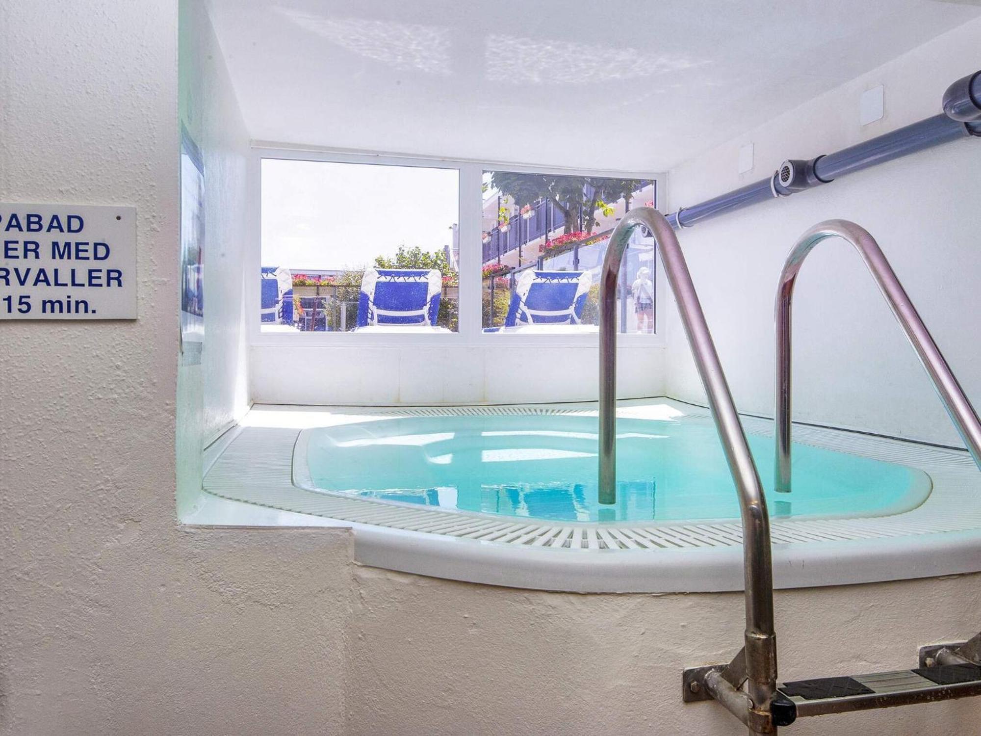 5 Person Holiday Home On A Holiday Park In Glesborg エクステリア 写真