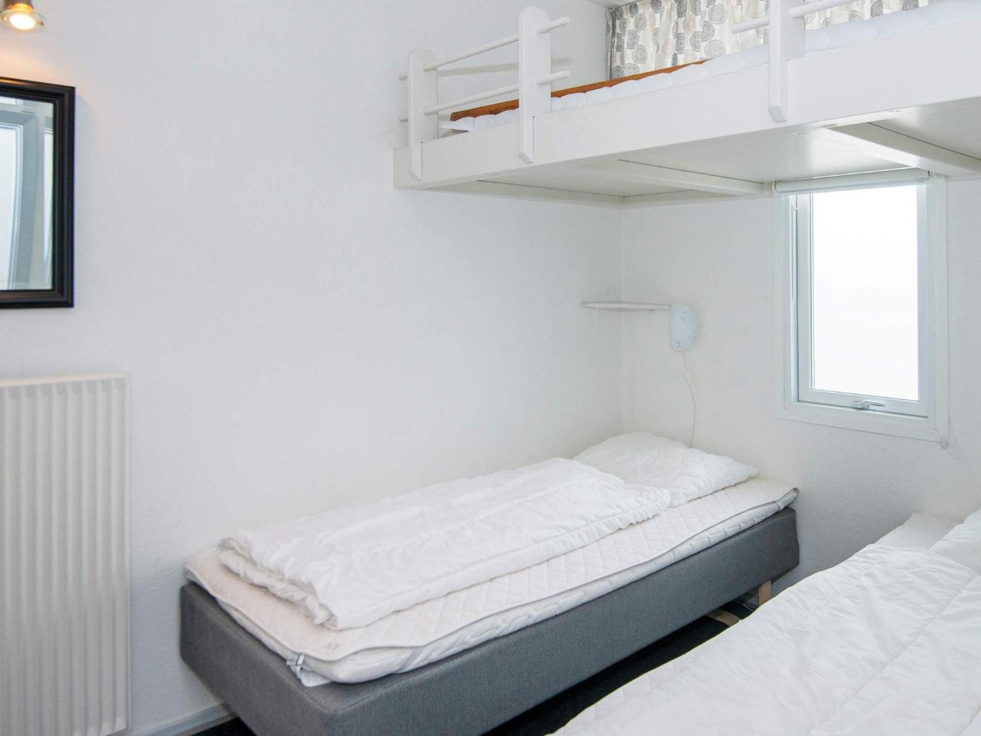 5 Person Holiday Home On A Holiday Park In Glesborg エクステリア 写真